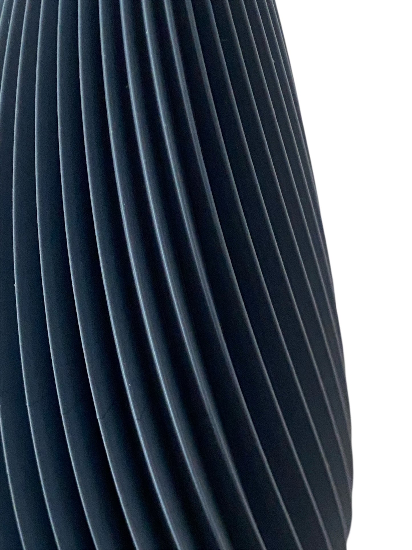 "Elegant Eco-Friendly Pastel 3D-Printed Decorative Vase"